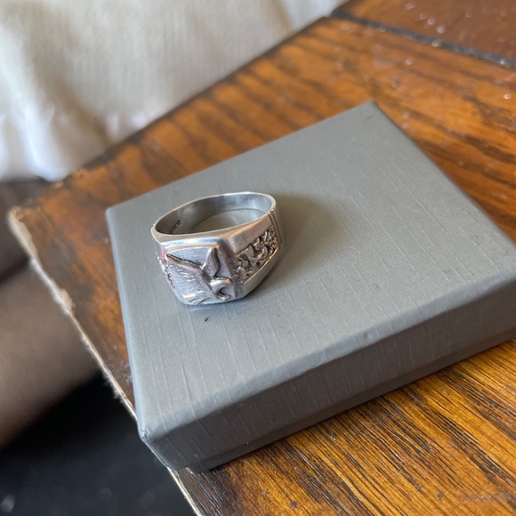 Sterling silver 925 eagle nugget style ring must go asap OBO - Picture 4 of 4